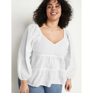 *NWT* Tiered Seersucker Long-Sleeve Swing Top for Women